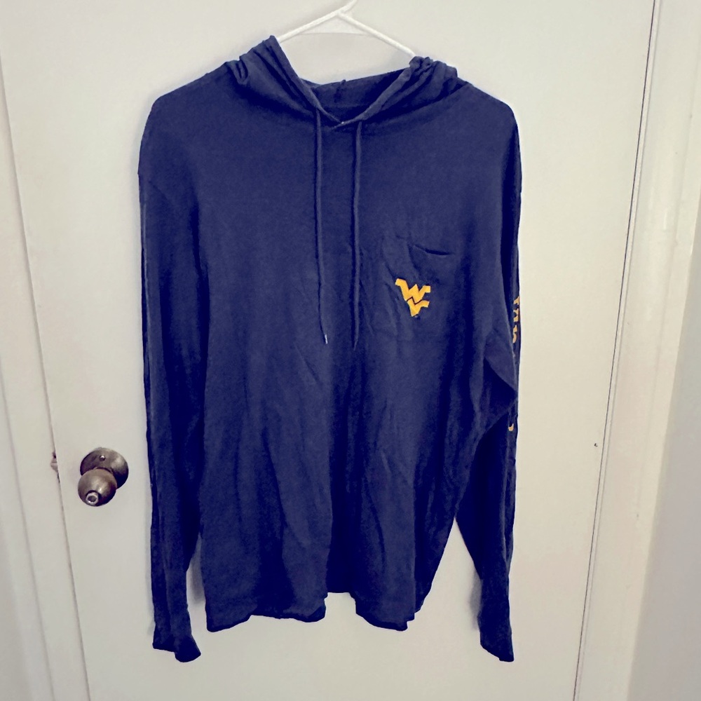 WVU Women’s Vineyard Vines Hoodie- Medium